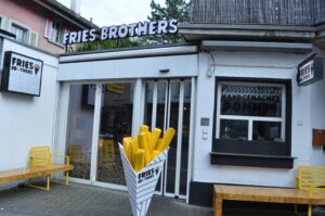 Fries Brothers with a lot of dishes under 10 francs. 